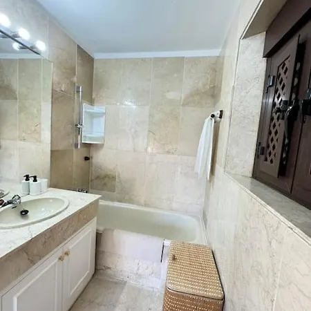 Townhouse In Nueva Andalucia בית נופש *