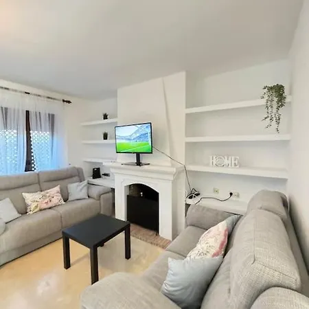 בית נופש Townhouse In Nueva Andalucia מארבלה