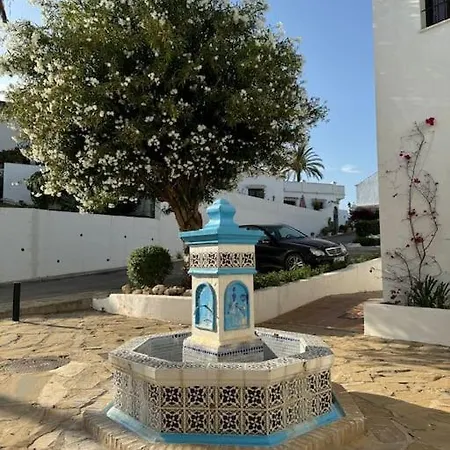 Townhouse In Nueva Andalucia מארבלה